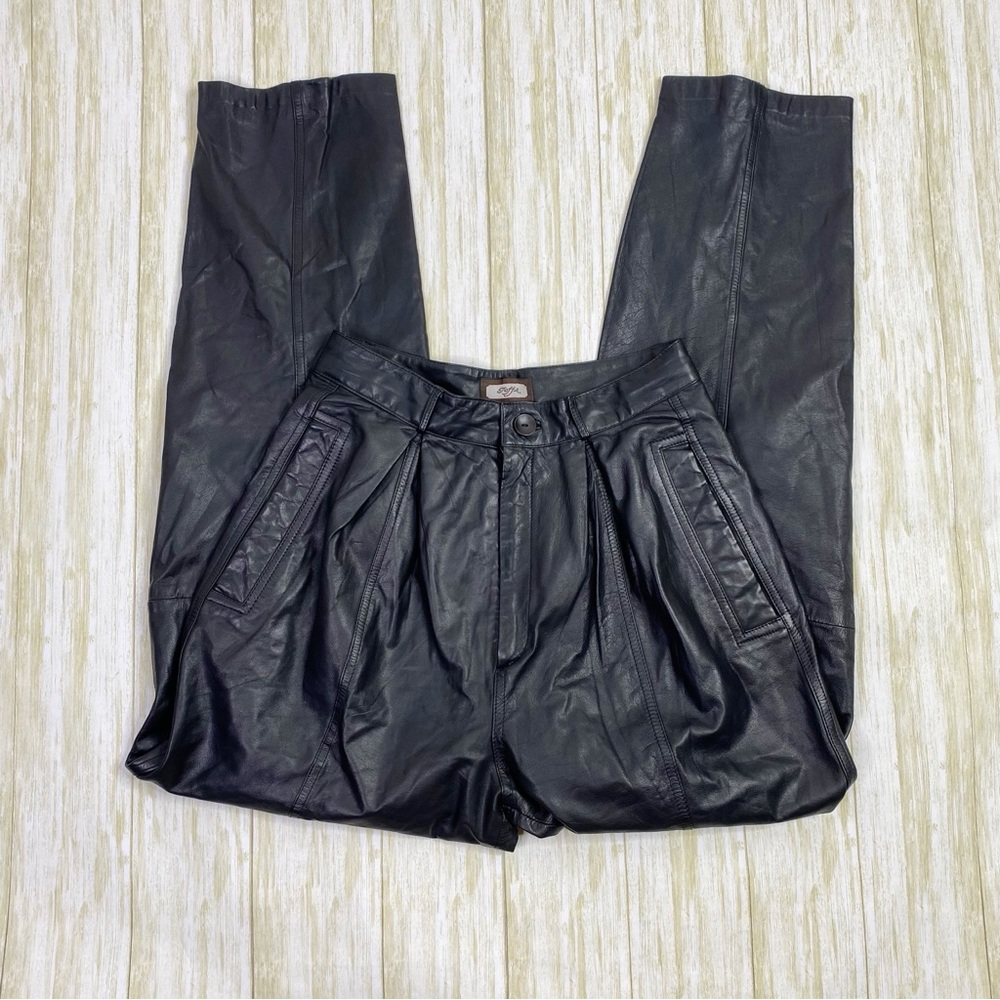 Vintage Toffs Black Pleated 100% Leather High Rise Pants